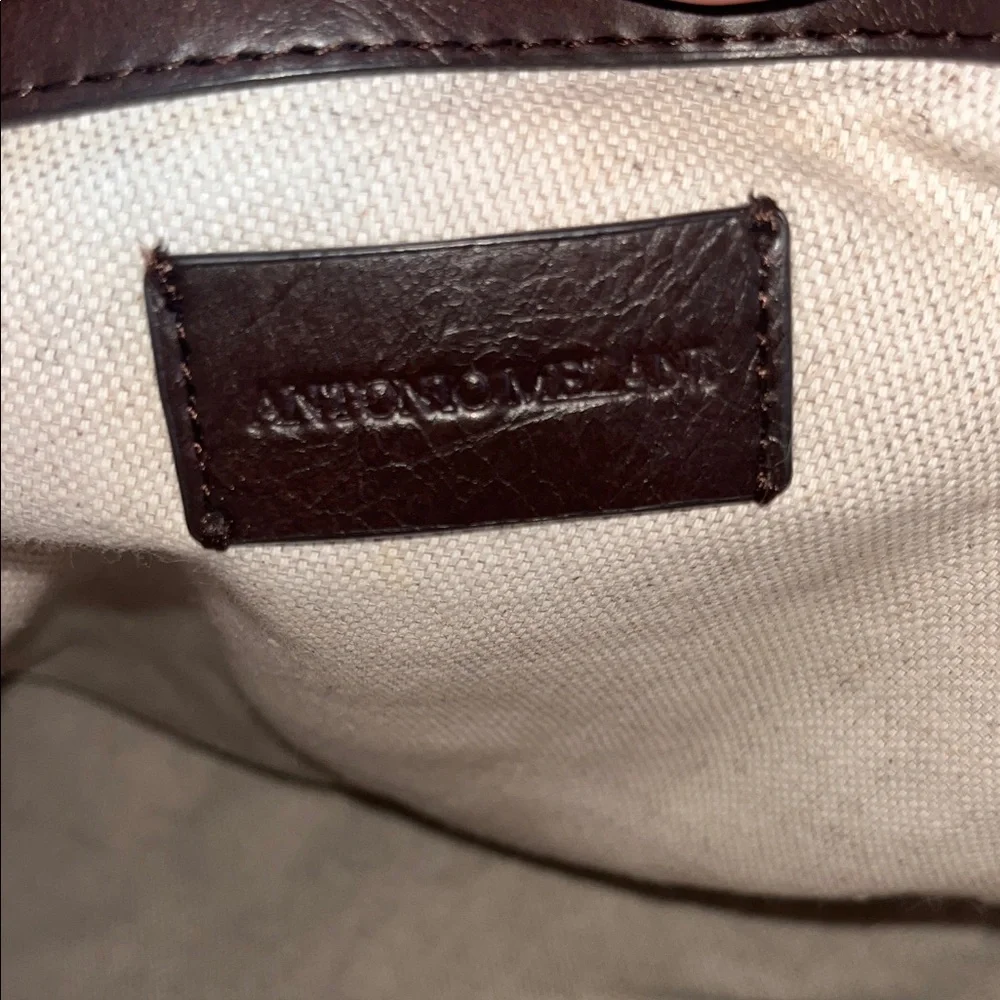 Antonio Melani Cream Croc-Embossed Chain Handle Shoulder Bag